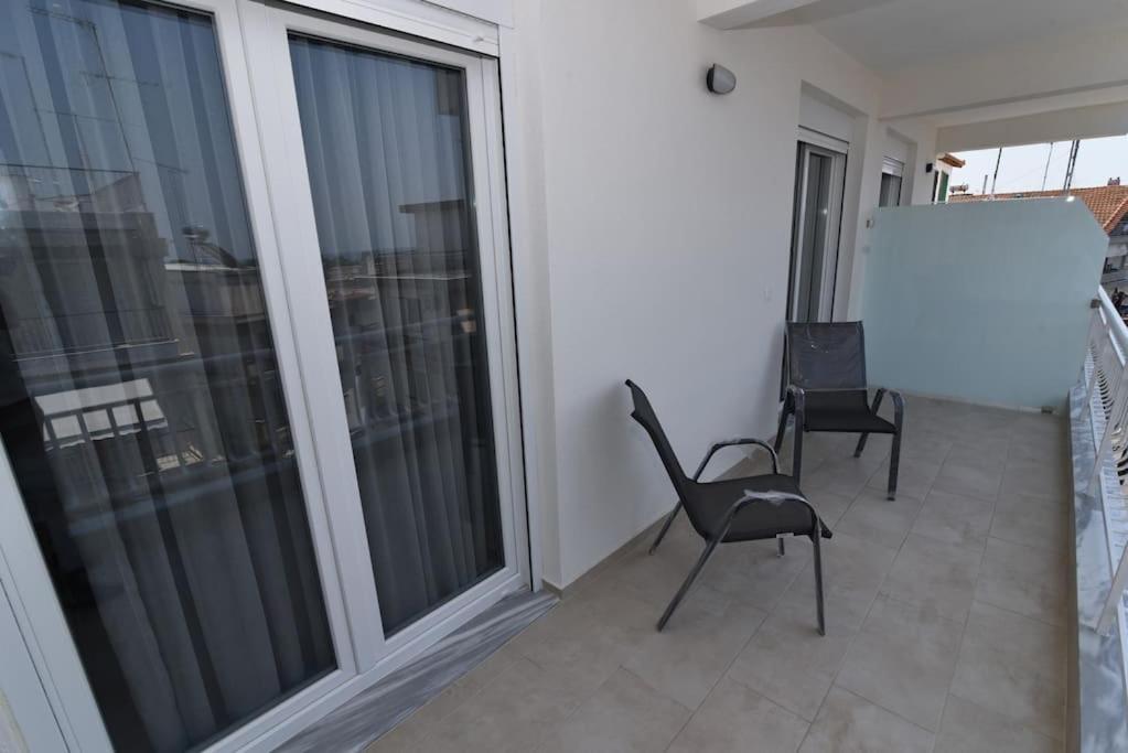 Sea View Luxury Apartment In Nea Kallikratia. Nea Kallikrateia Zewnętrze zdjęcie