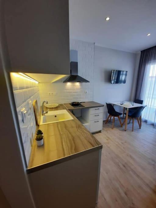 Sea View Luxury Apartment In Nea Kallikratia. Nea Kallikrateia Zewnętrze zdjęcie